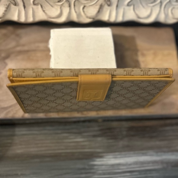 CELINE Macadam Bifold Long Wallet Caramel Brown Vachetta Genuine Leather - Picture 16 of 16